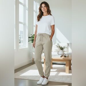 Aritzia TNA AIRY AF Fleece Jogger Pants